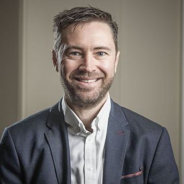 Simon Booker